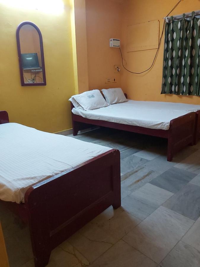 شيناي Raamlaxmi Guest House المظهر الخارجي الصورة